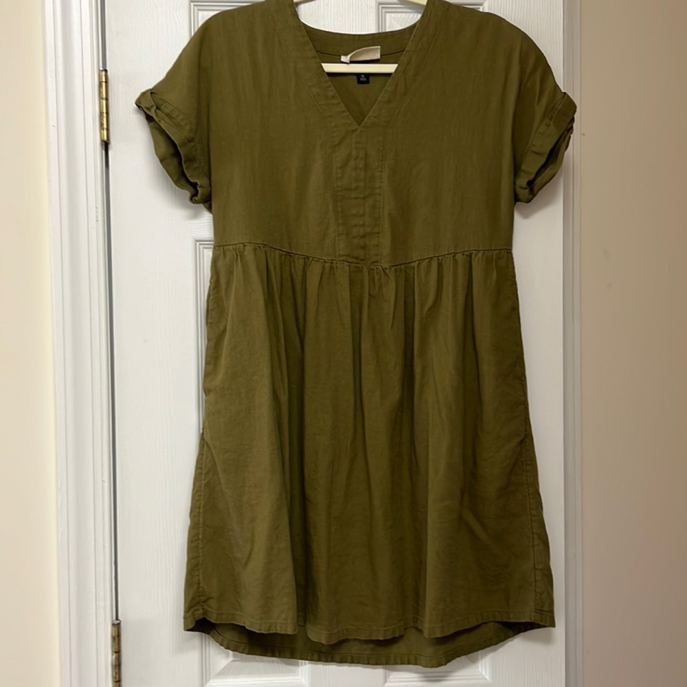 Universal Threads khaki green mini dress XS $12 with pockets